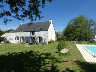 Beautiful farmhouse renovated with great taste with swimming pool, 362,500.00 €, Carentoir, Morbihan, 56910