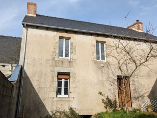 Houses for sale - 5 rooms - 113 m2 - FORGES DE LANOUEE - (56120), 116,000.00 €, Morbihan, Morbihan, 56120