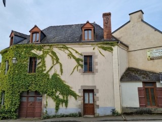 Charming character town house , 159,305.00 €, Josselin, Morbihan, 56120