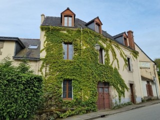 Charming character town house , 159,305.00 €, Josselin, Morbihan, 56120